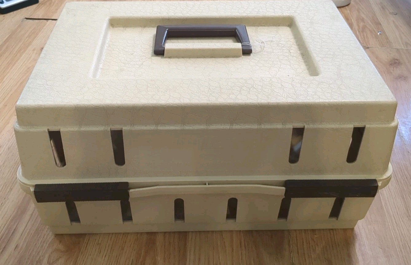 Doskocil CABIN KENNEL Small Cat Dog Birds Animal Travel Airline Crate 17x12x8