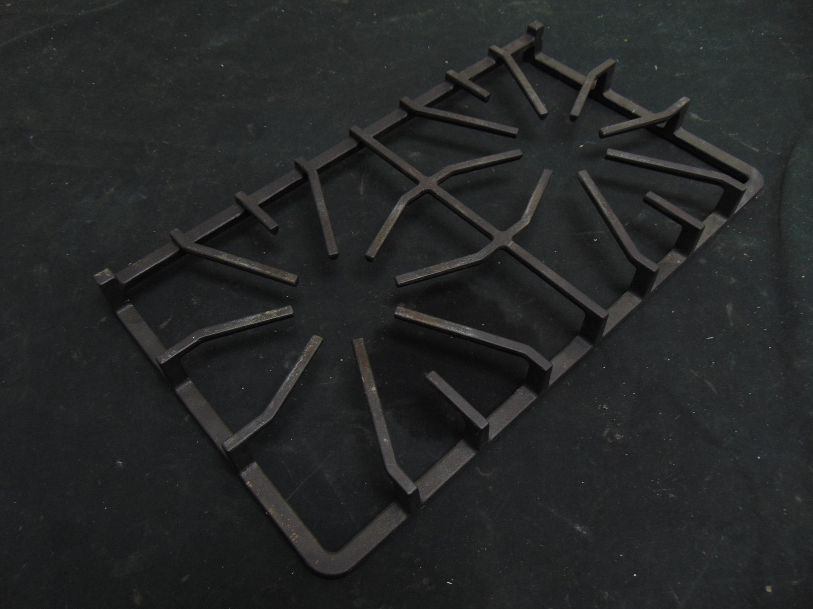 Frigidaire Gas Range FFGH2422US Grate A12620501