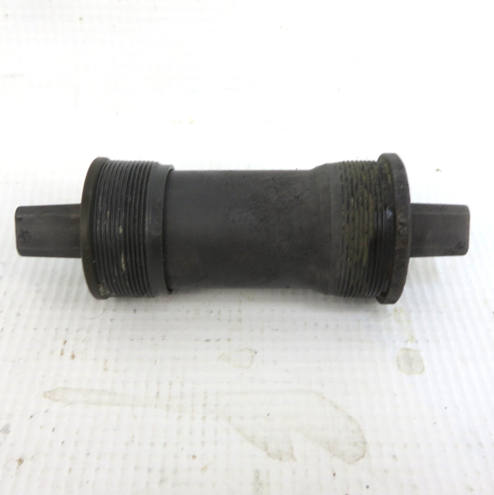SHIMANO BOTTOM BRACKET BB-LP27 68mm 111.5mm 358g Sealed Square Taper