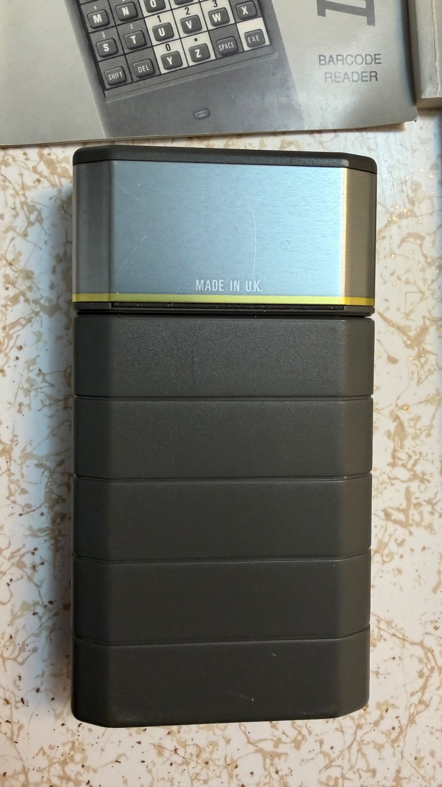 Psion Organiser II with powered comms link cable/charger 8K data pack