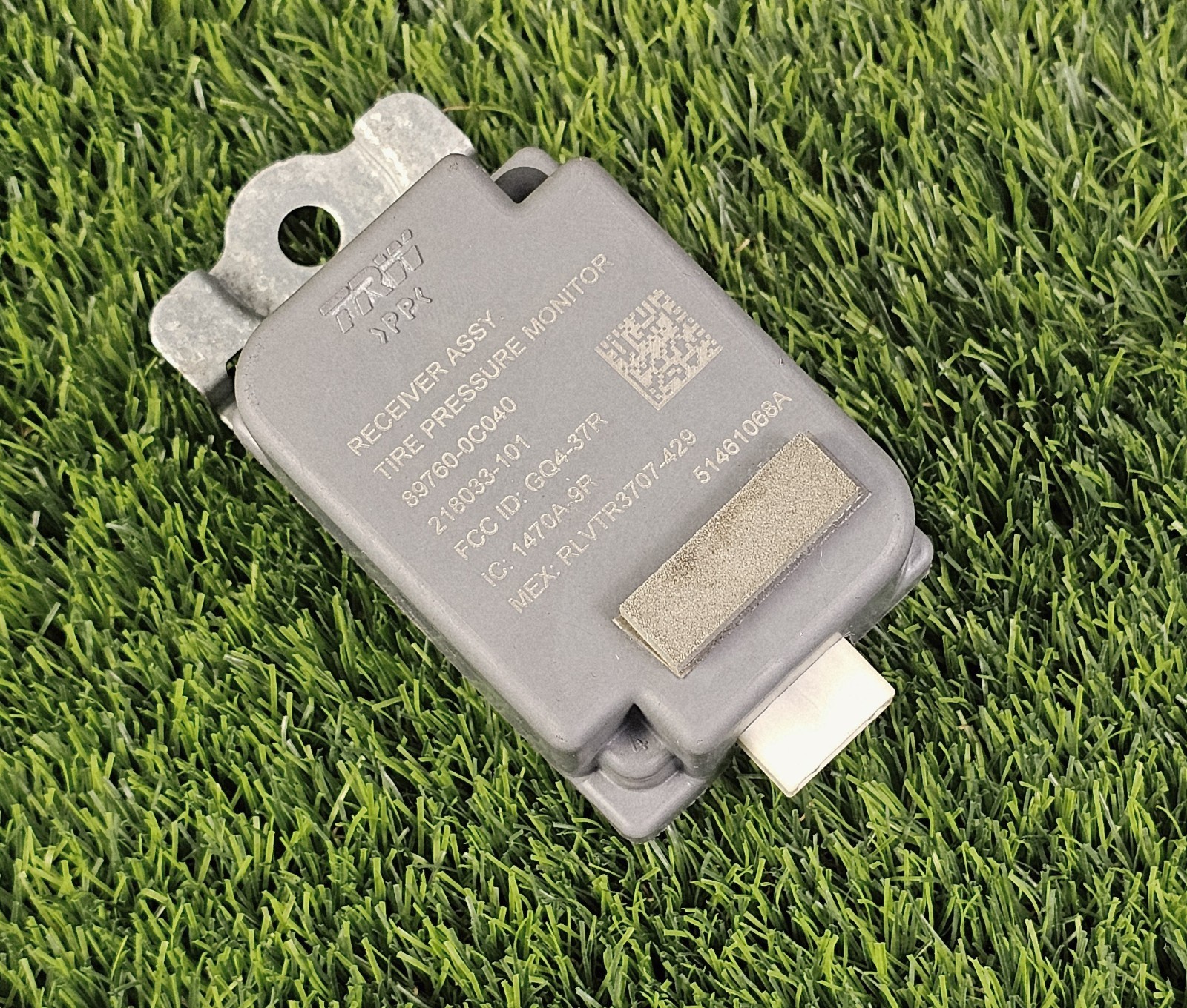 2008-2017 Toyota SEQUOIA Tire Pressure Monitoring System module TPMS 89760-0C040