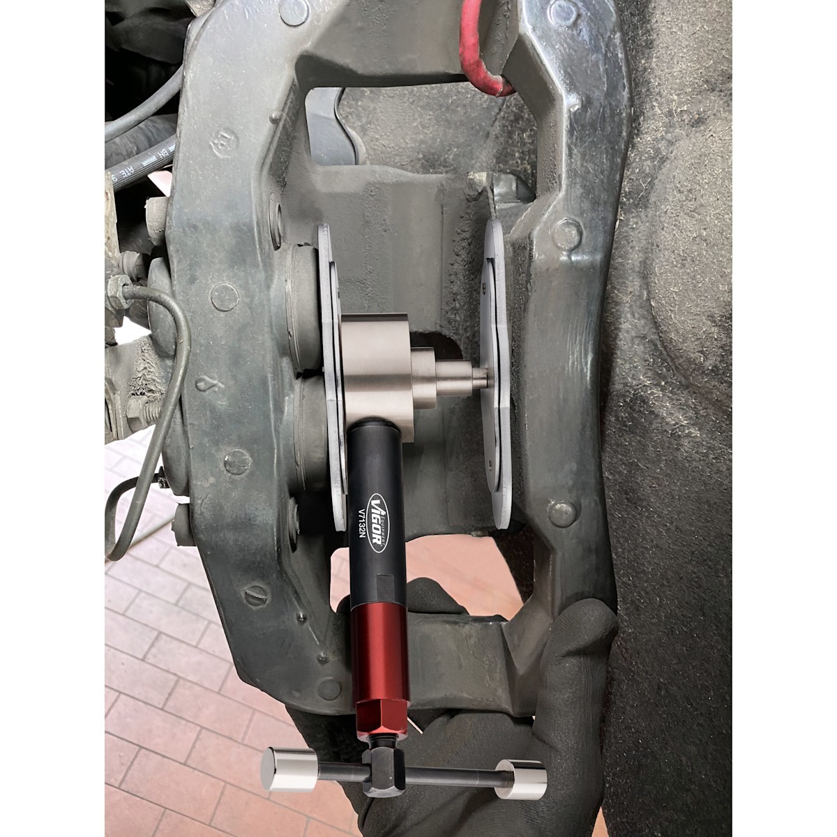 V7132N VIGOR Brake Pad Spreader