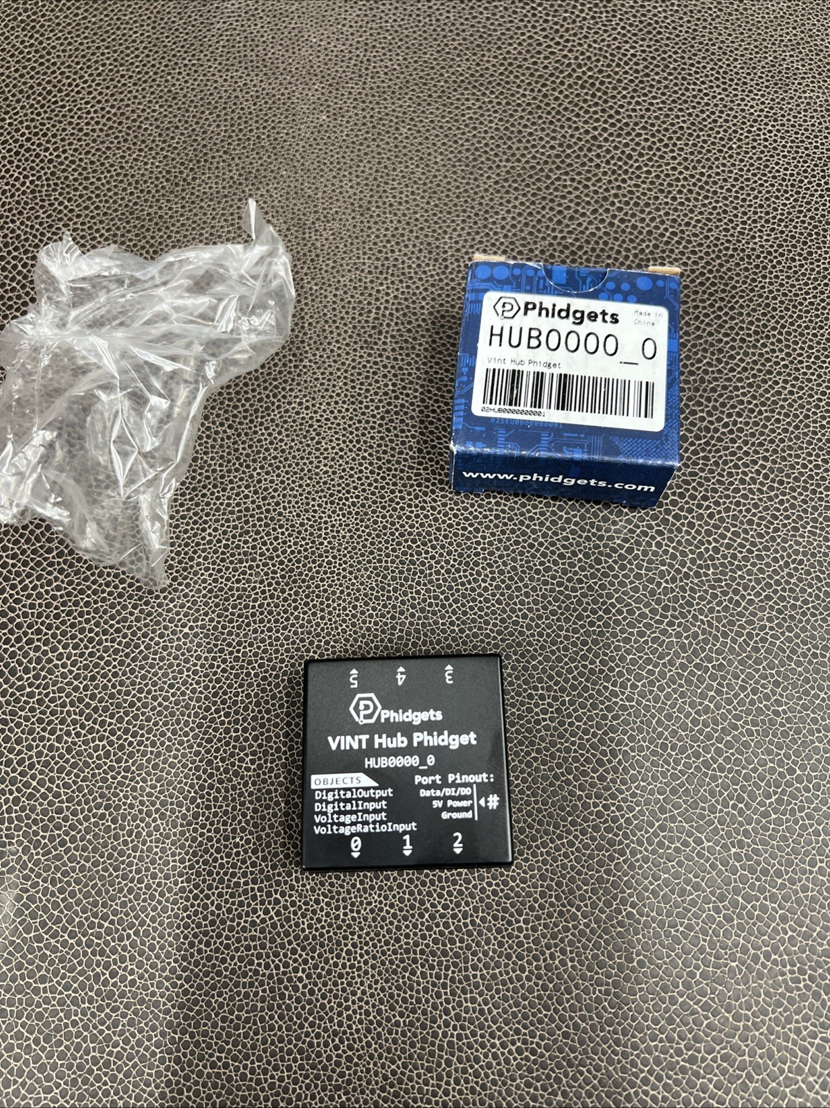 Phidgets HUB0000_0 VINT Hub Phidget Core USB VINT Hub Module Discontinued STEM