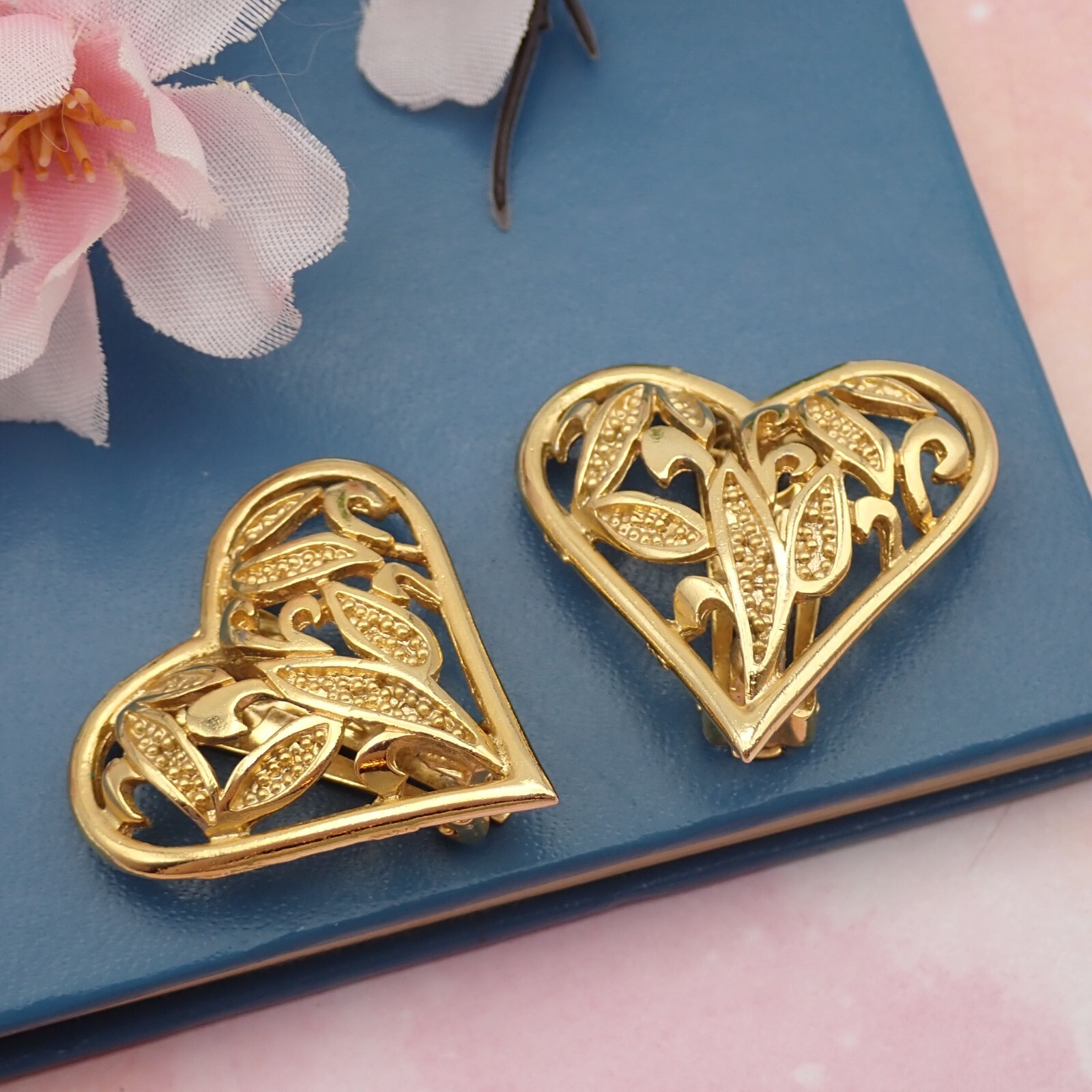 Vintage Gold Tone Heart Leaf Oversized Clip Earrings