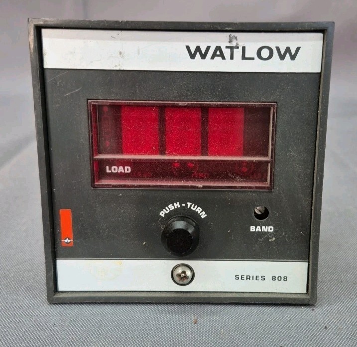Watlow - Series 808 - Range 06 to 1600 F - Temperature Controller