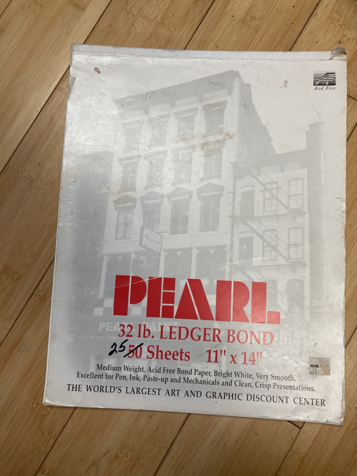 Pearl 32 lb. Ledger Bond, Acid Free, 11" x 14" Paper