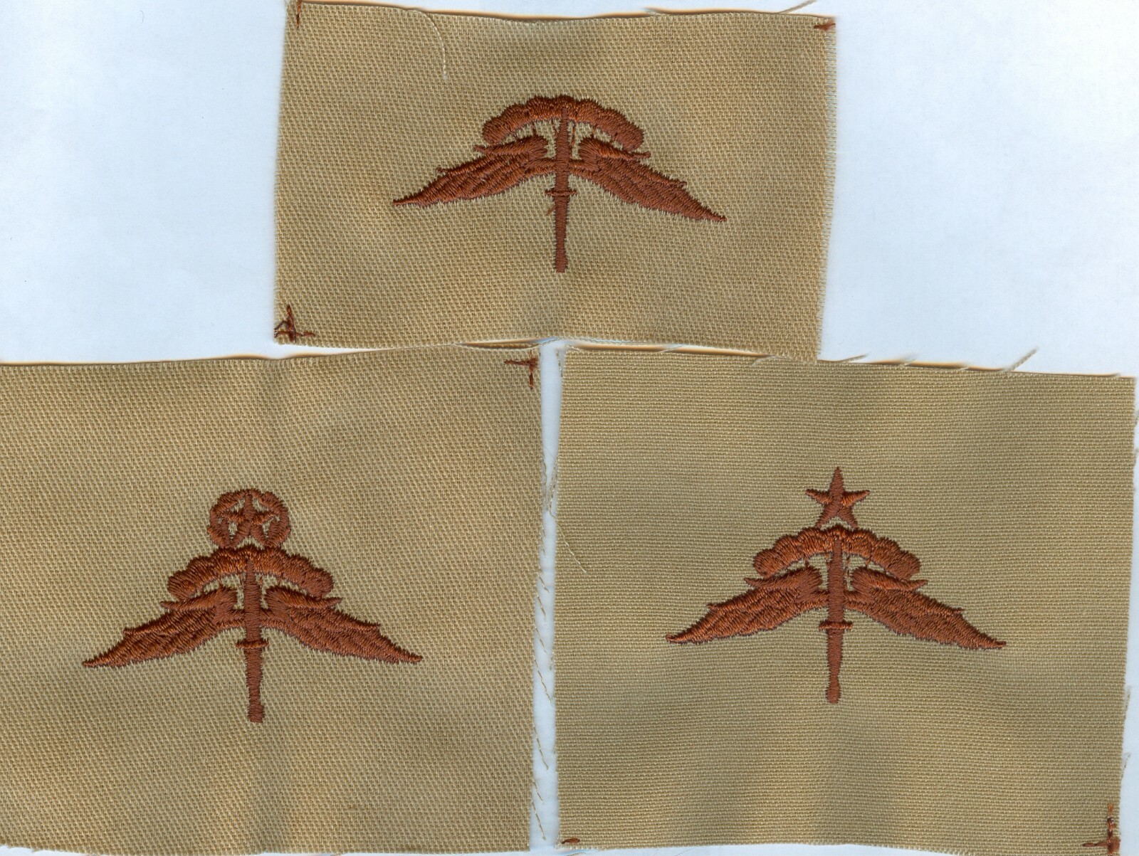 US ARMY HALO Q-BADGE - UNCUT DESERT BACKGROUND SEW-ON MATERIAL - 3 DIFF ... X