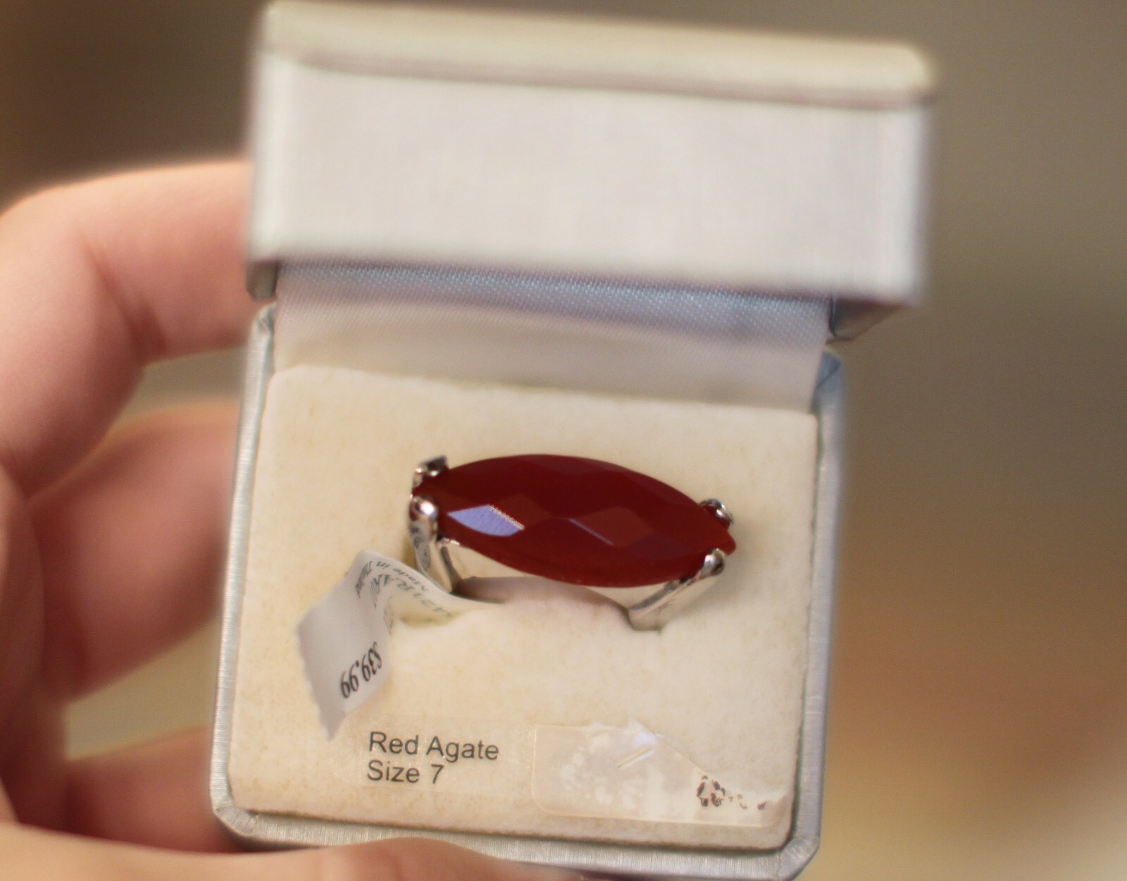 UNIQUE STERLING SILVER .925 HORIZONTAL SETTING RING 7 FACETED RED AGATE GEMSTONE