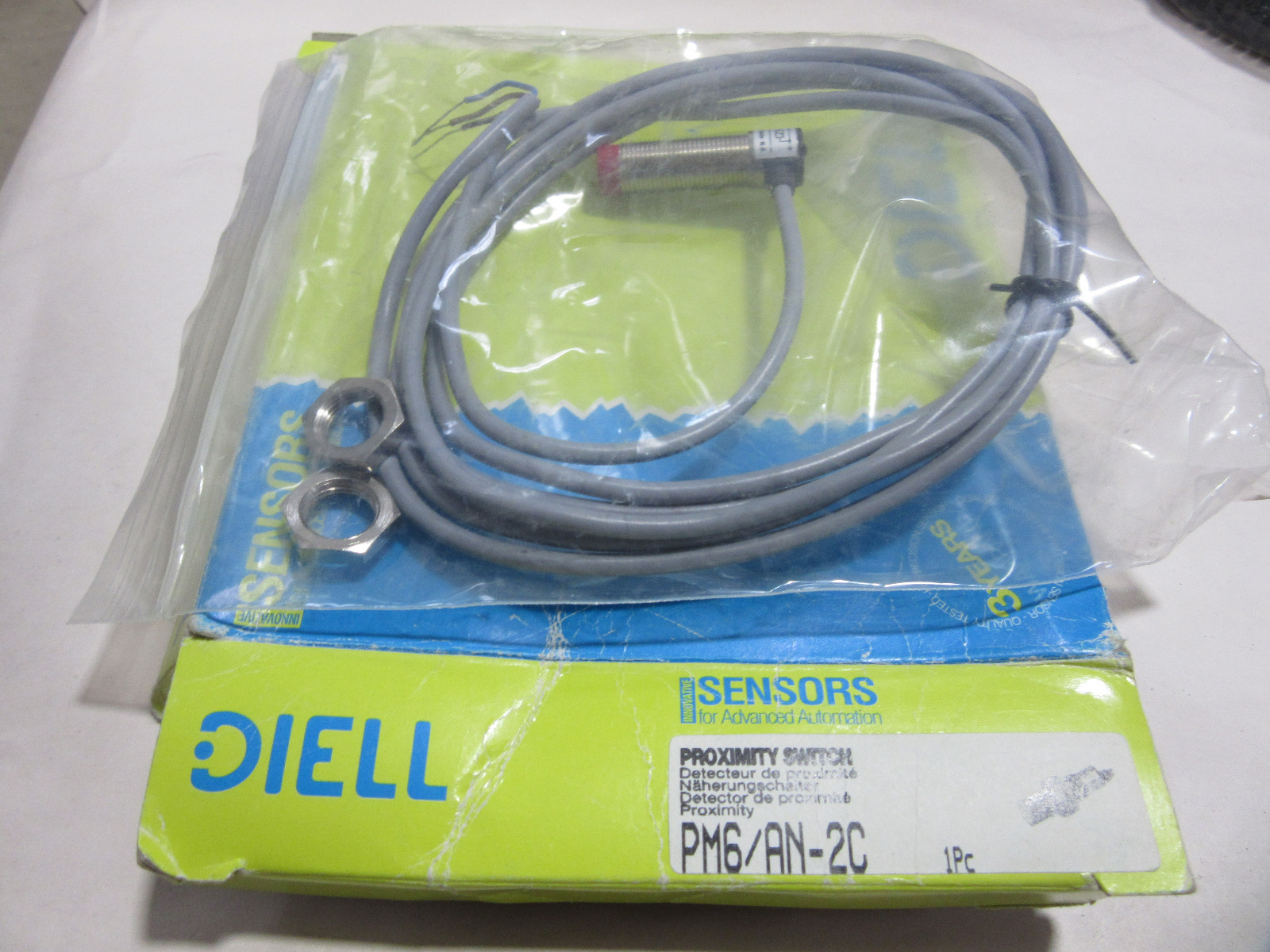 Diell PM6/AN-2C Proximity Sensor Input 10-30 VDC PM6/AN-2 NEW!! in Box Free Ship