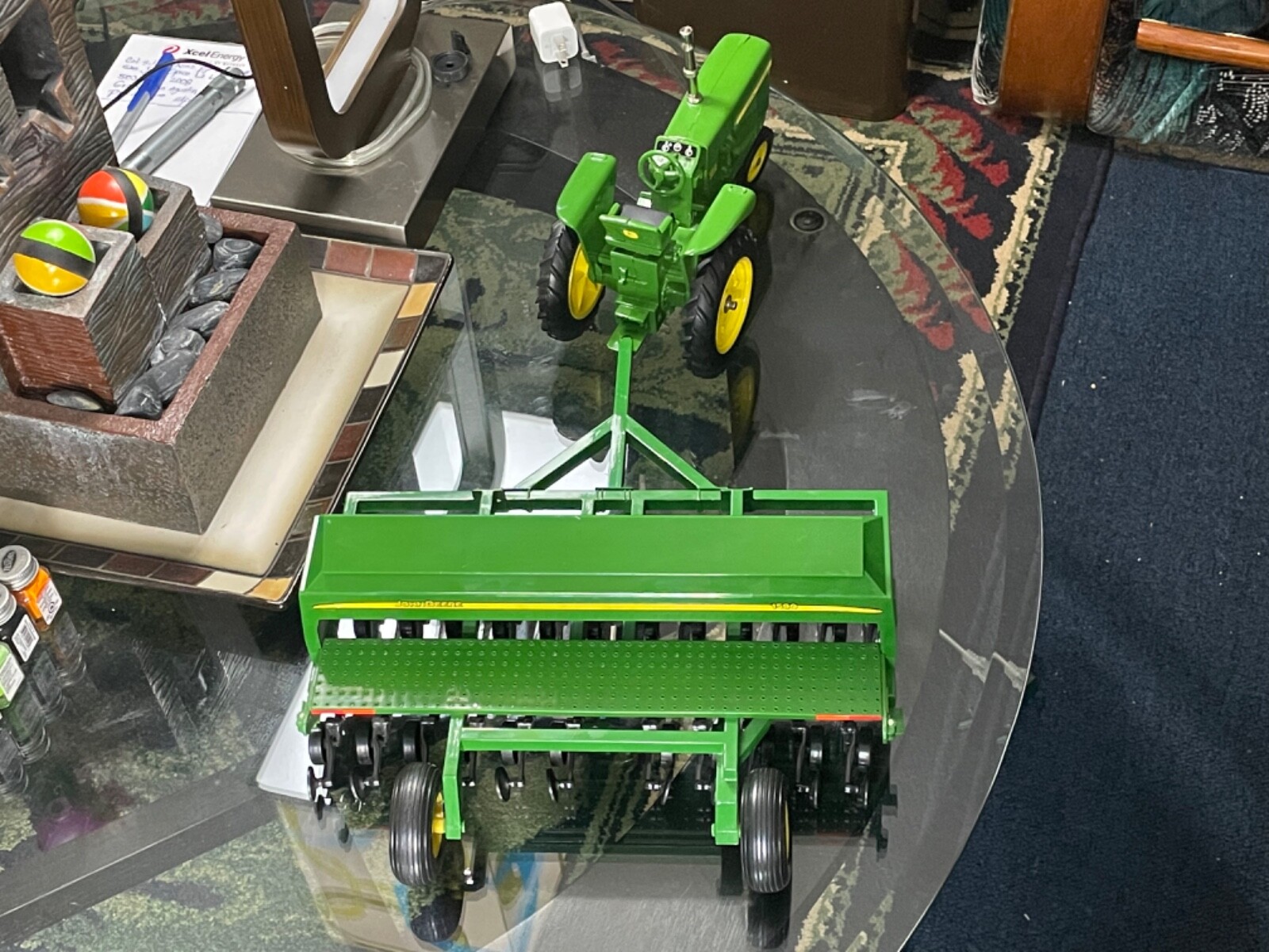 1:16 SCALE DIECAST METAL TRACTOR MODEL