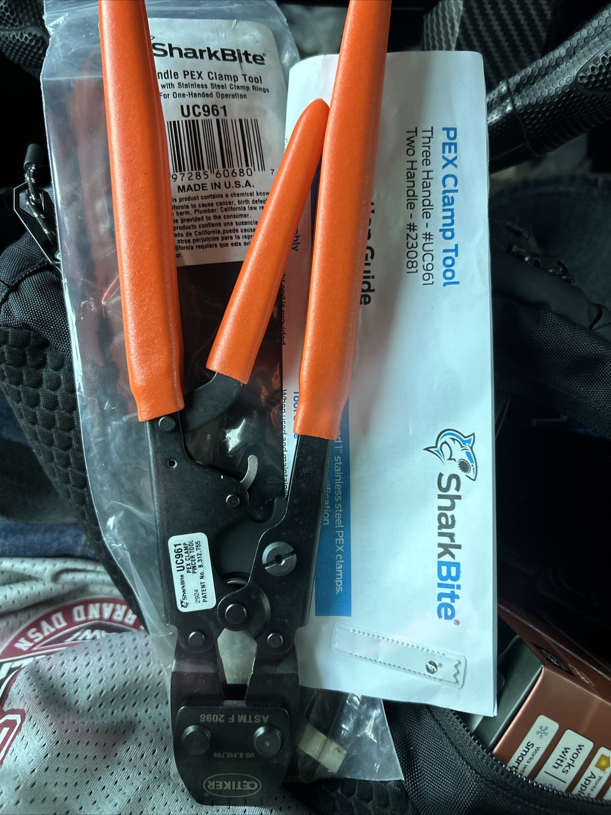 SharkBite UC961 PEX Clamp Tool, 3/8 Inch, 1/2 Inch, 5/8 Inch, 3/4 Inch, and 1
