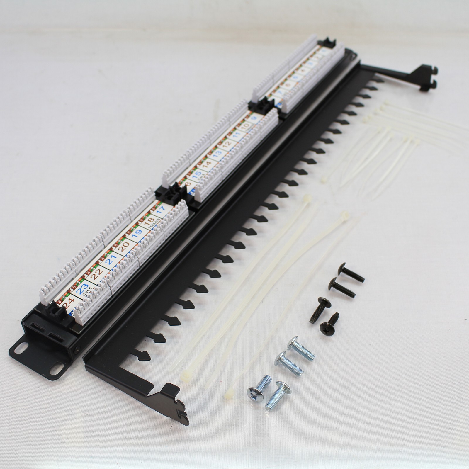 Platinum Tools 661-24C6 24 Port Cat6 Non-Shielded Patch Panel