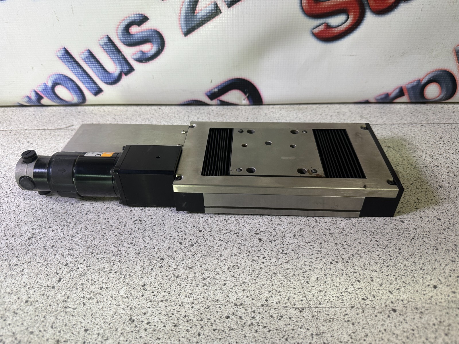 Newport Z047A Linear Translation Stage Servo Actuator