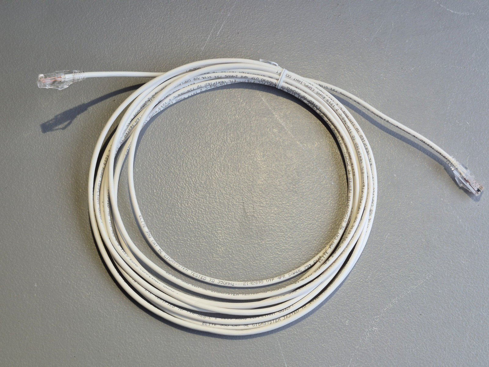 QTY 2 Lynn Electric White 20ft Cat6 UTP Ethernet Patch Cord 24AWG OLG10IWHX-020