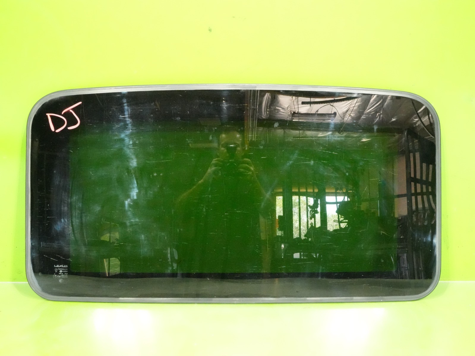 01-05 IS300 OEM glass sunroof panel