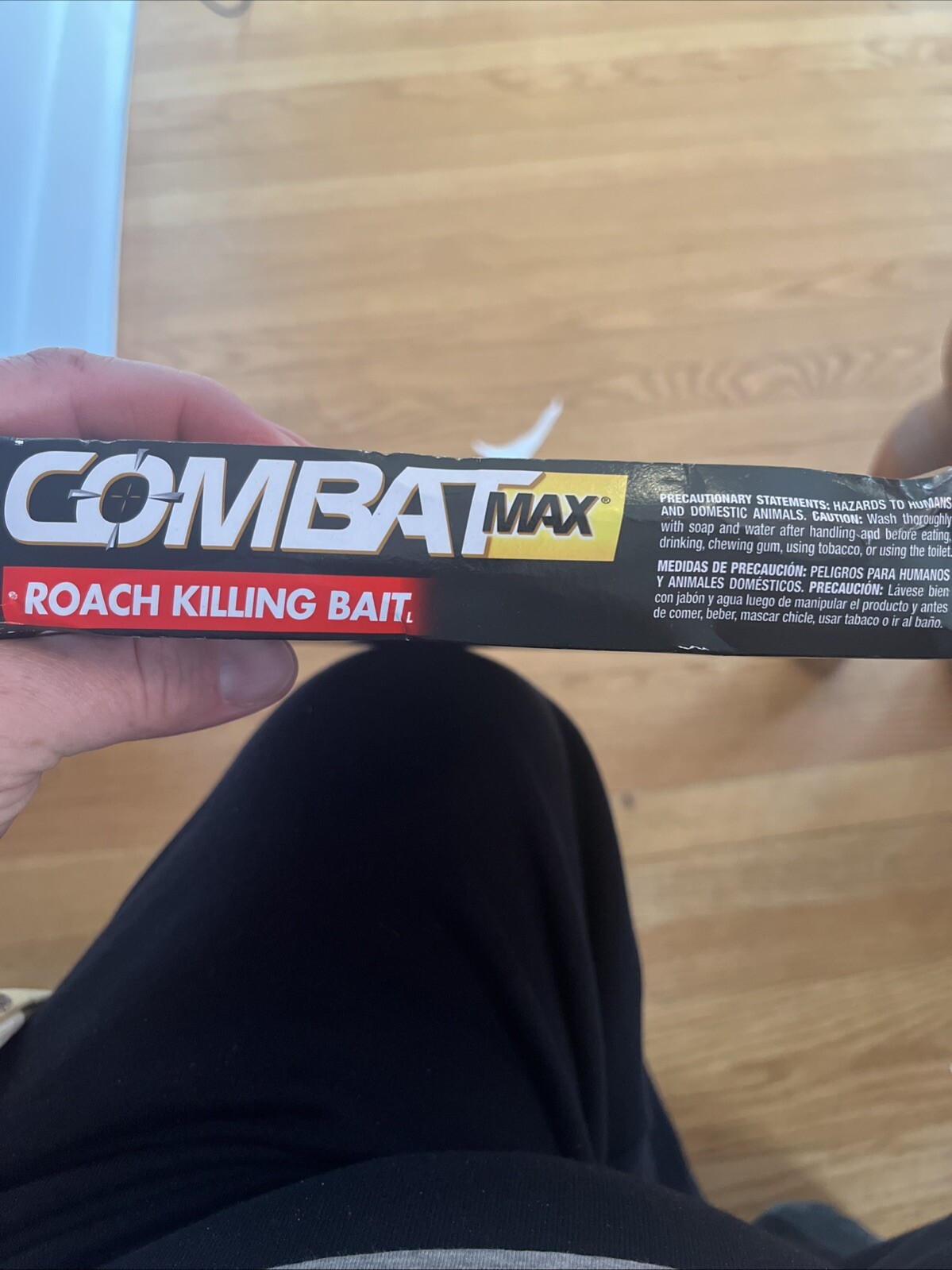 (SEALED) Combat Max Roach Killing Bait- 8 Bait Stations