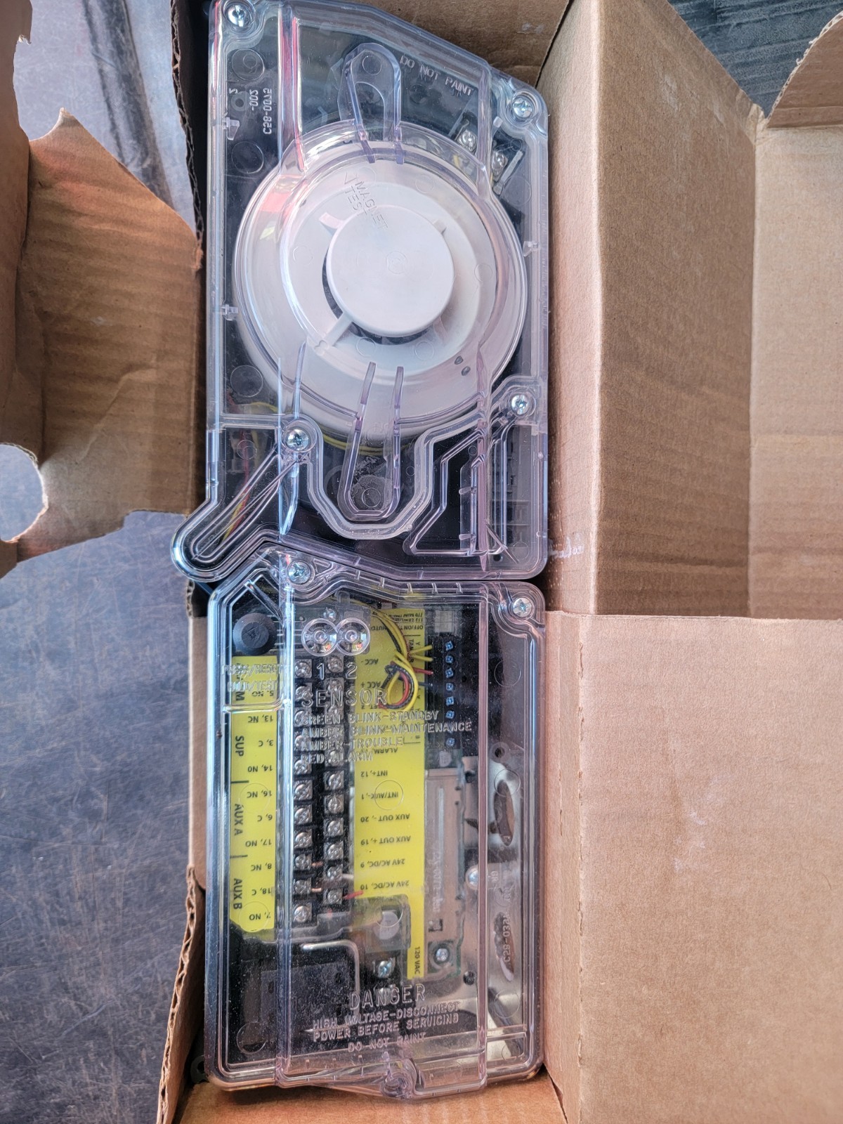 D4120 Two-System Sensor 4-Wire Photoelectric Duct Smoke Detector