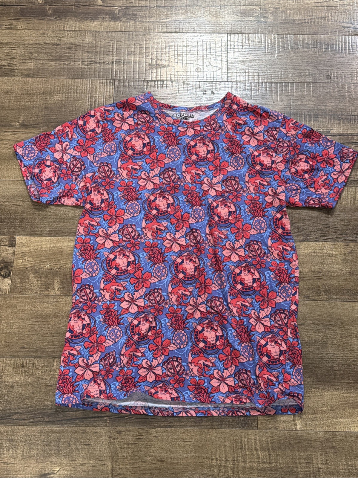 Deadpool Club Merc Exclusive Loot-wear Large Hawaiian T-Shirt