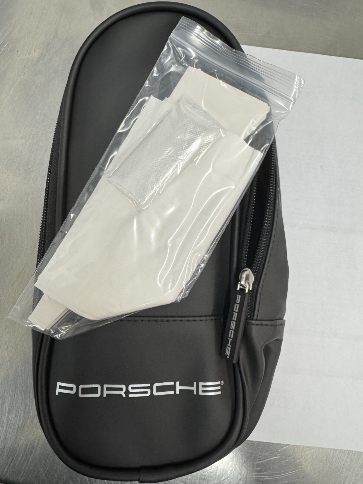 Porsche Oil Travel Bag / New in Bag / PNA0001000D / OEM Accessory /Holds 1 Quart