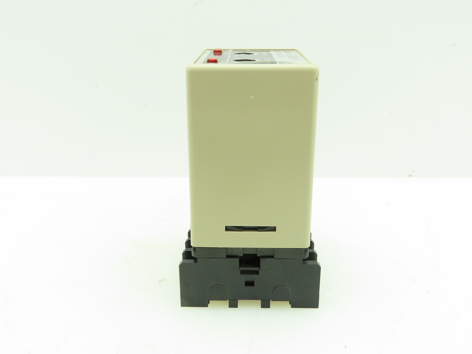 Omron S3S-B10-002 Controller Unit Relay On Off Delay 120/240 Input