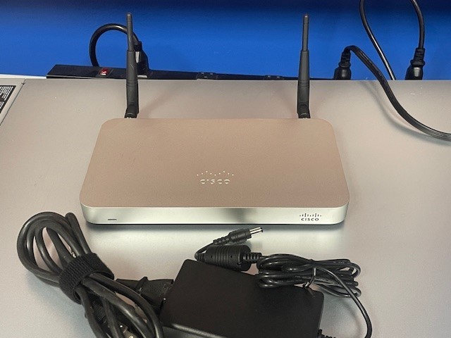Cisco Meraki MX64W-HW Wireless 600Mbps 6x 1GB RJ-45 UNCLAIMED Firewall w/Adapter