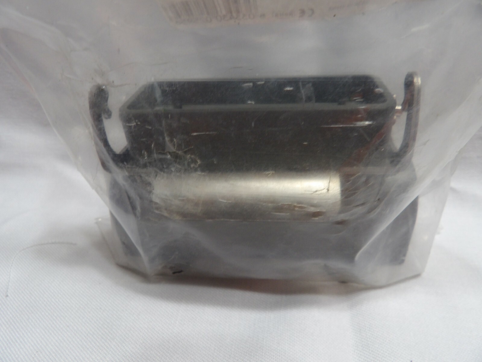 Zip Port Base 16A Surface ZP-MC16A-2-SSM16M