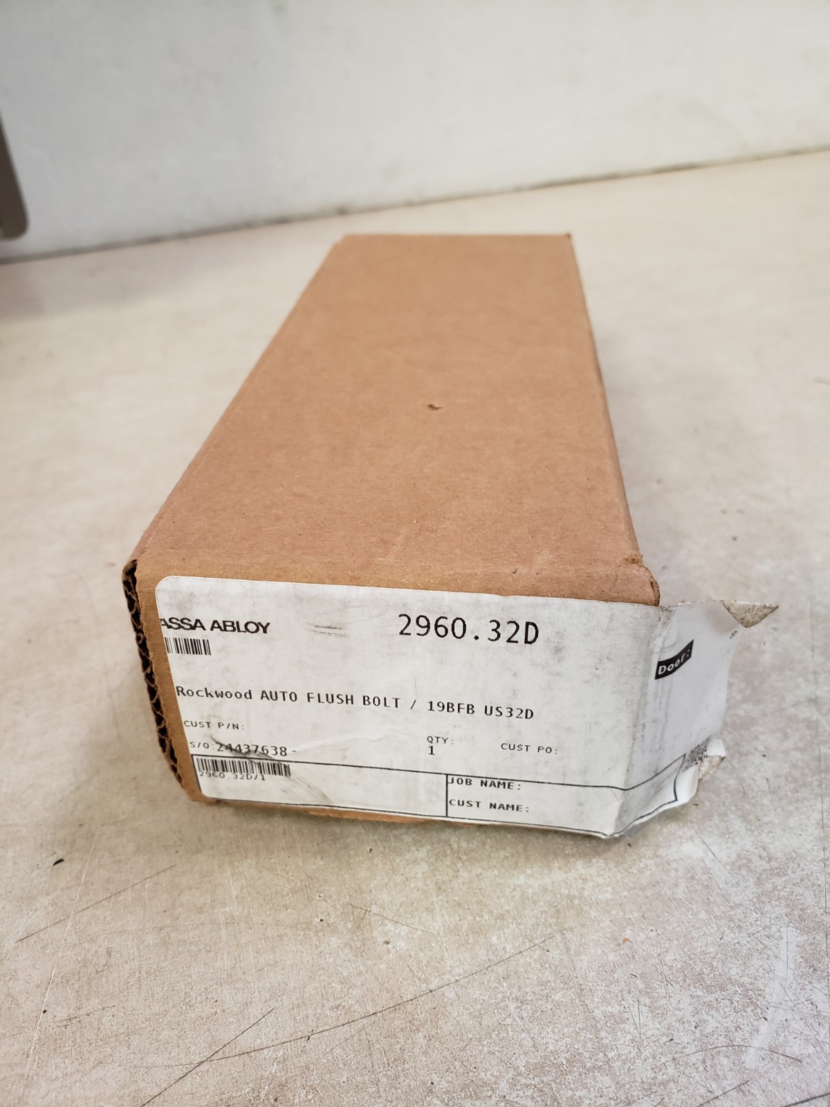Rockwood 2960.32D Auto Flush Bolt 19BFB US32D