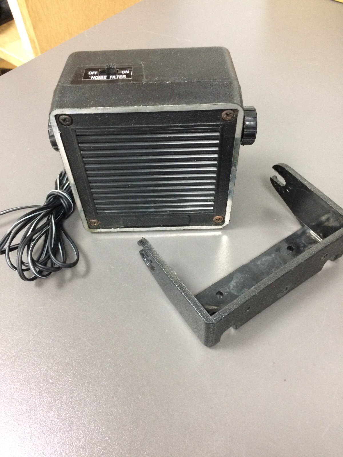 BARJAN 15W External Speaker w Noise Filter, with MOUNT and PLUG, Tested Good