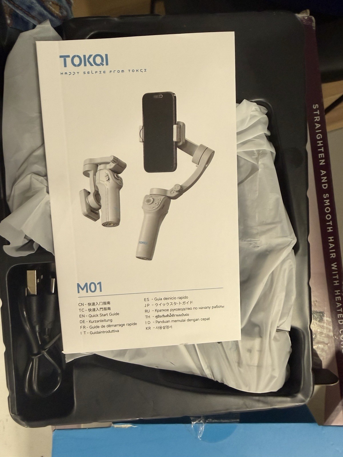 3-Axis Gimbal Stabilizer for iPhone&Android with Adjustable Fill Light, AI Track