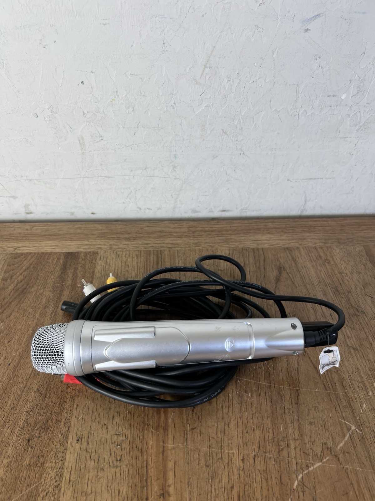 MagicSing ET9K Microphone Magic Sing Wired Karaoke Mic No charging cable