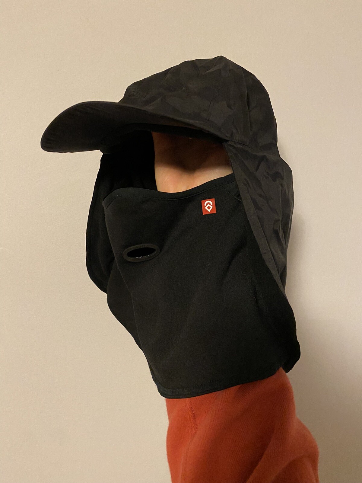 Airhole Trapper Tech Hat Polar Facemask Medium / Large Ice Fishing Snowboarding