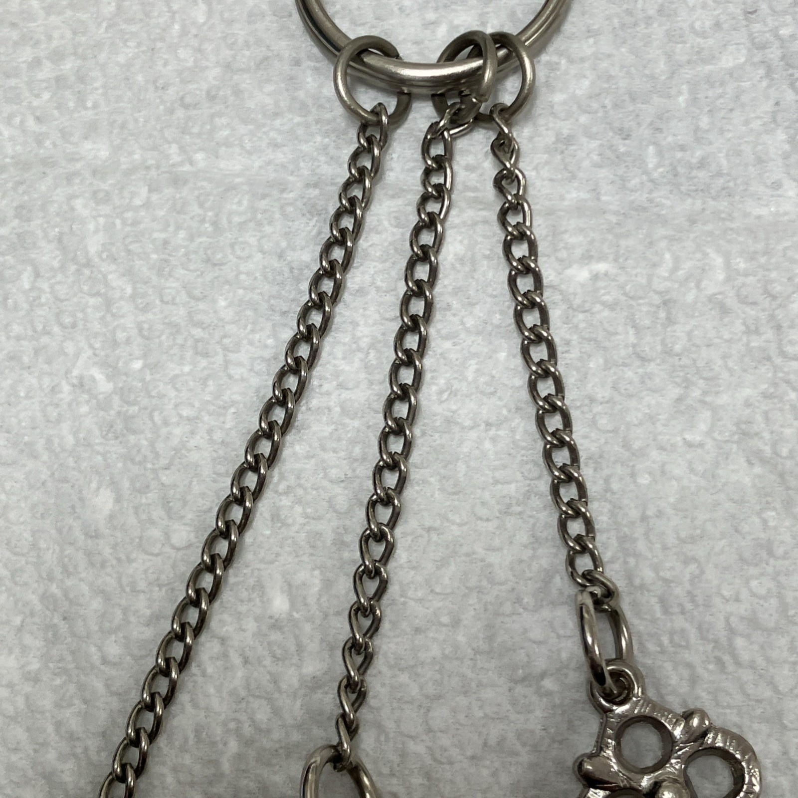 FABULOUS KEYRING WITH 3 ATTACHMENTS