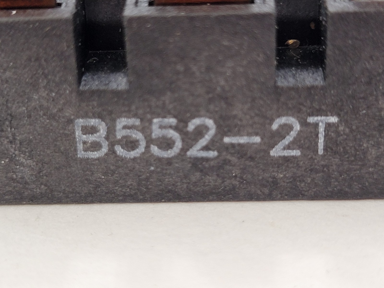 Crydom B552-2T Solid State Relay Power Module Screw Mount 25 Amp B-2T Series