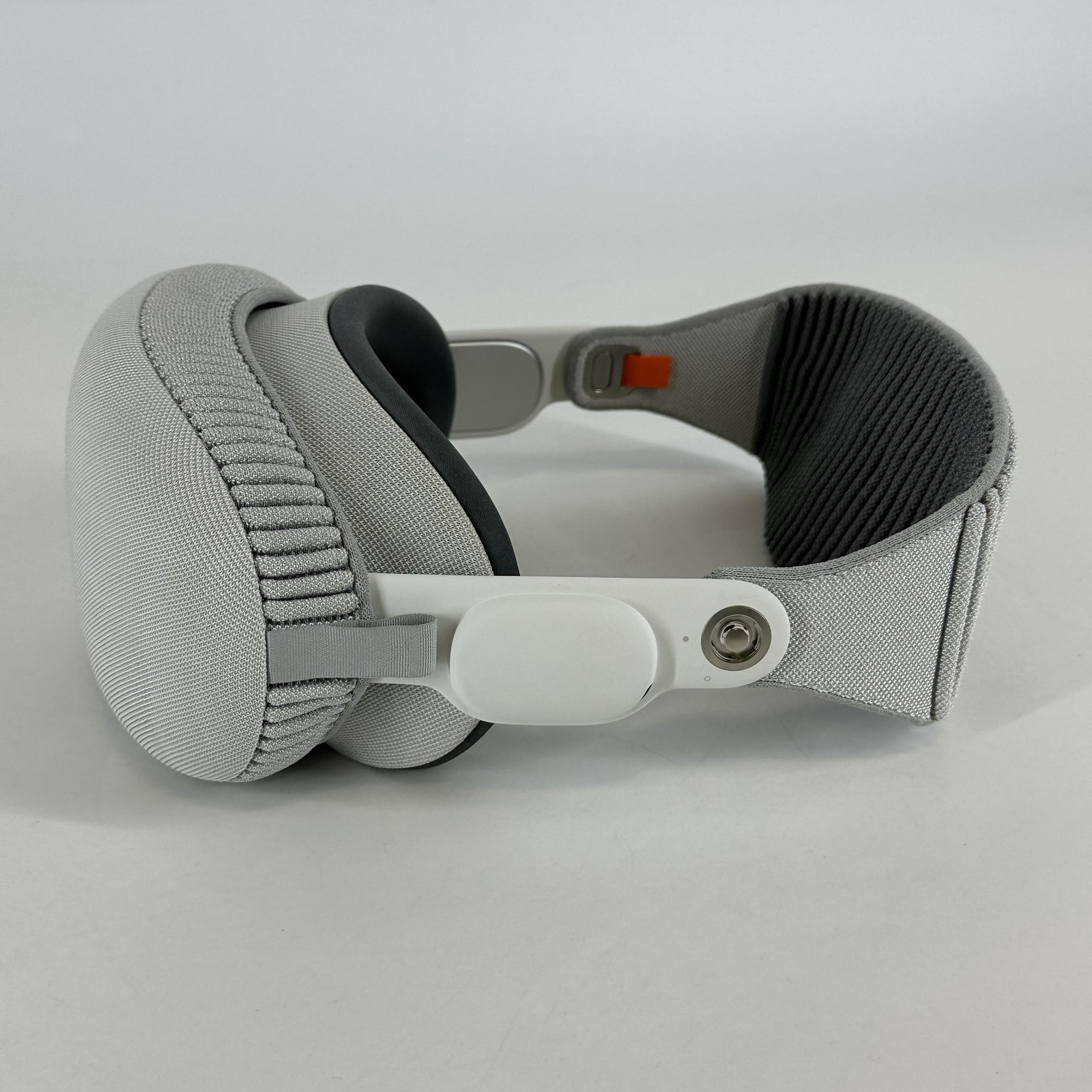 Apple Vision Pro VR Headset 1TB w/ Dual Loop Band-M - Right Audio Strap Issue