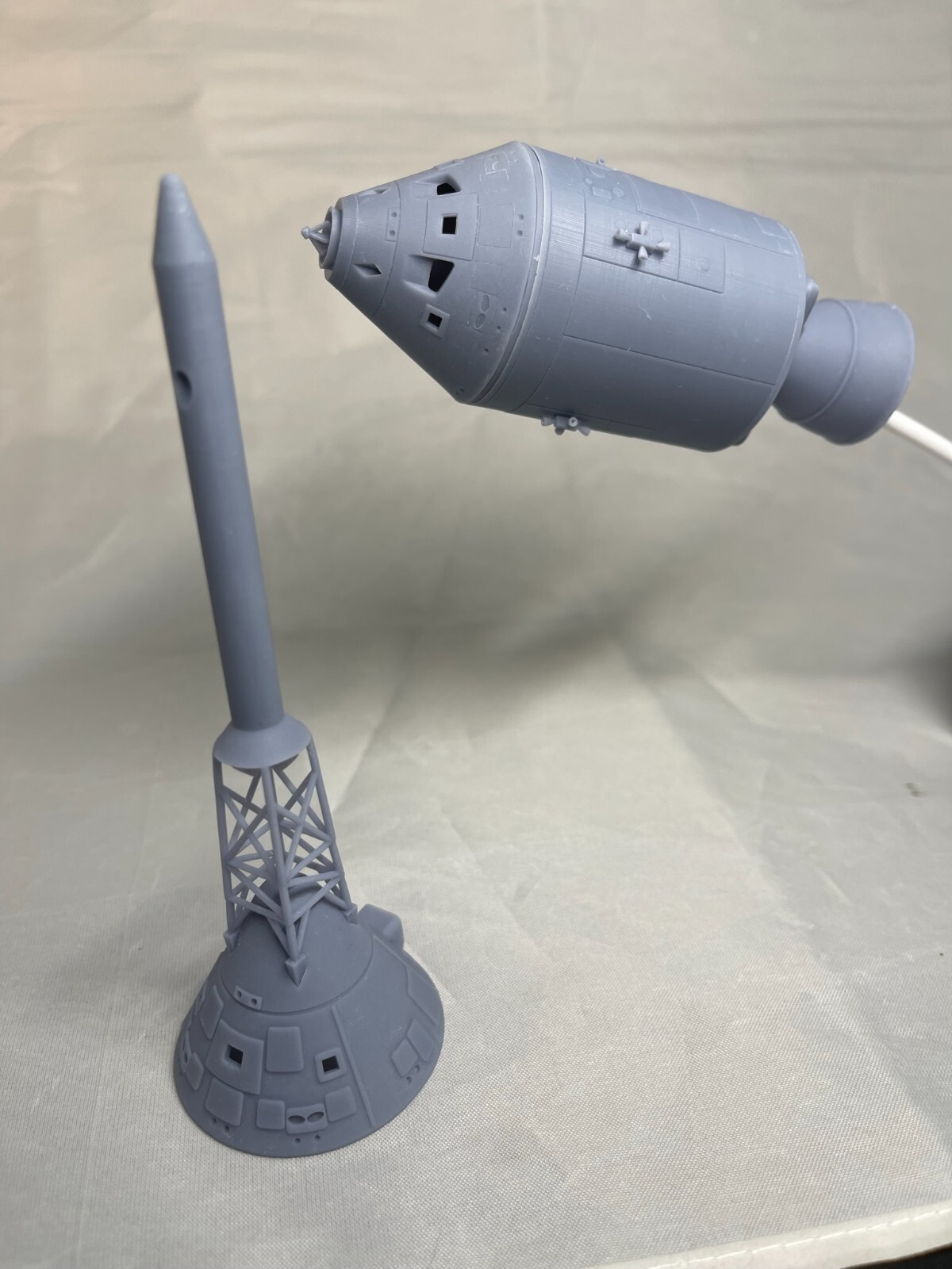 Highly detailed 1/96 scale Saturn V Command Module stack - 3D resin printed kit