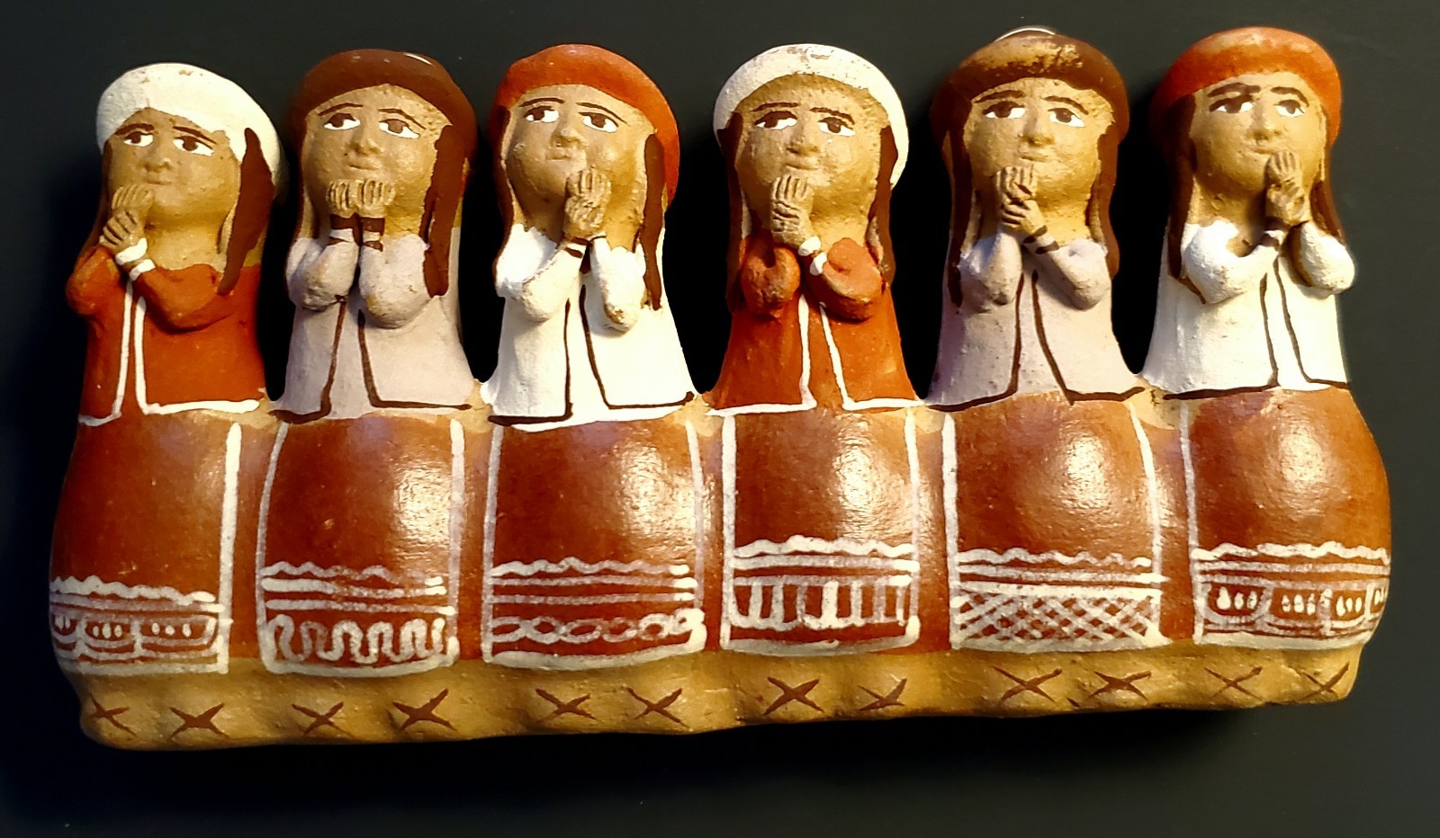 Peruvian Folkart "Chismosas Ayacuchanas" (Ayacuchan Gossiping Women) - Flute