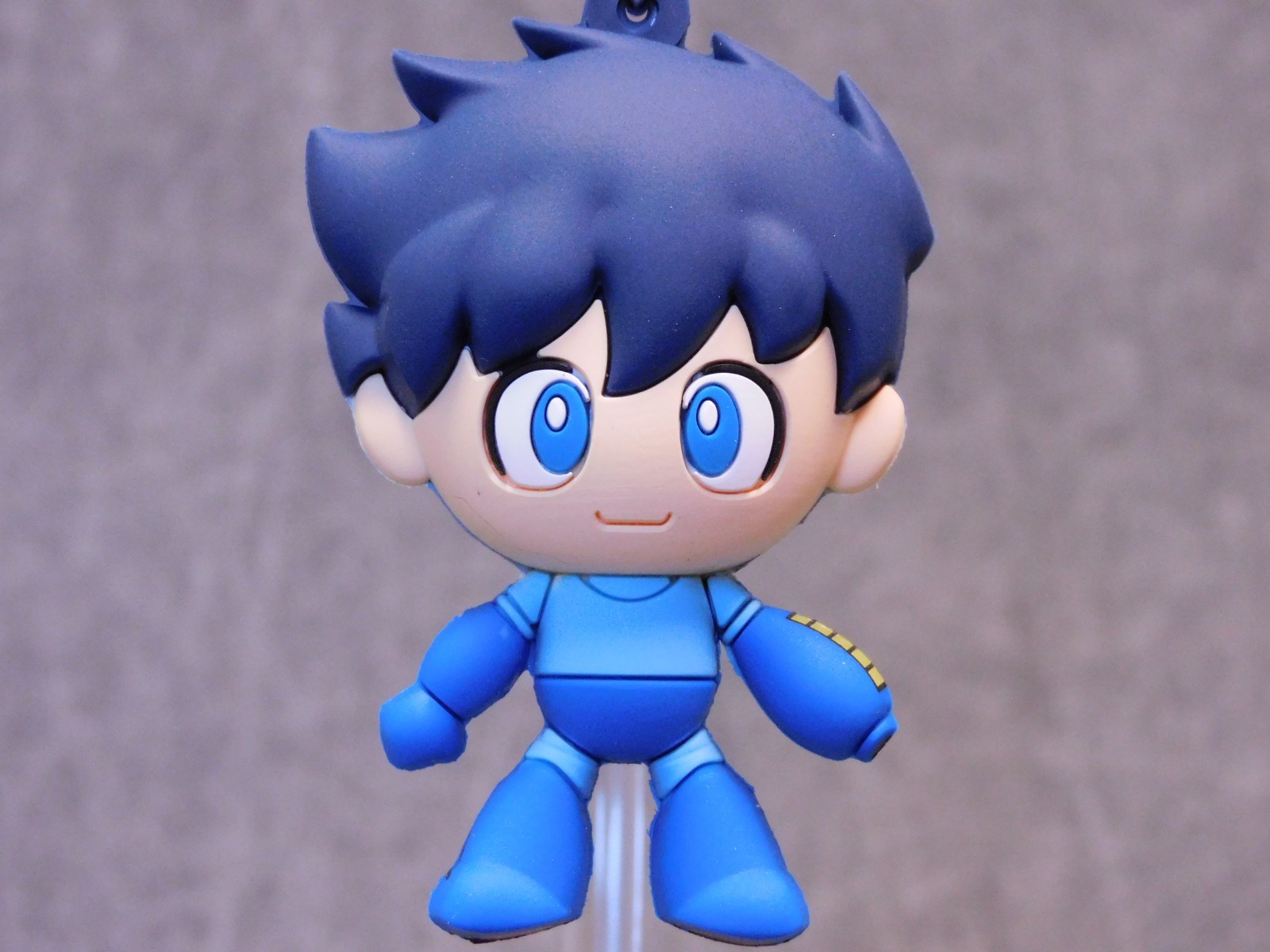 Mega Man NEW * Helmetless Mega Man Clip * Blind Bag Series 2 Key Chain Monogram