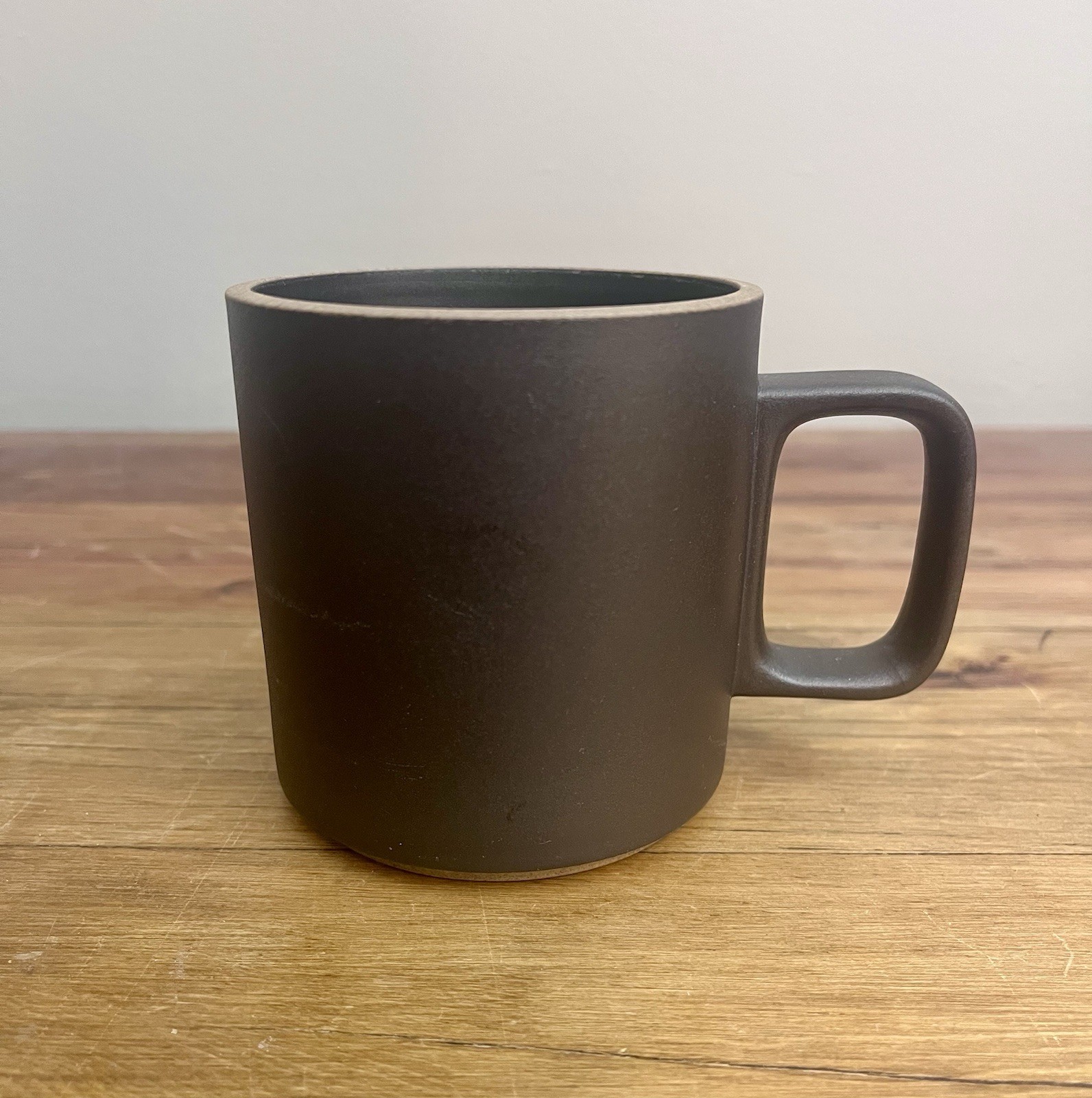 Hasami Porcelain 13 oz. Brown Mug Textured Matte NEW!