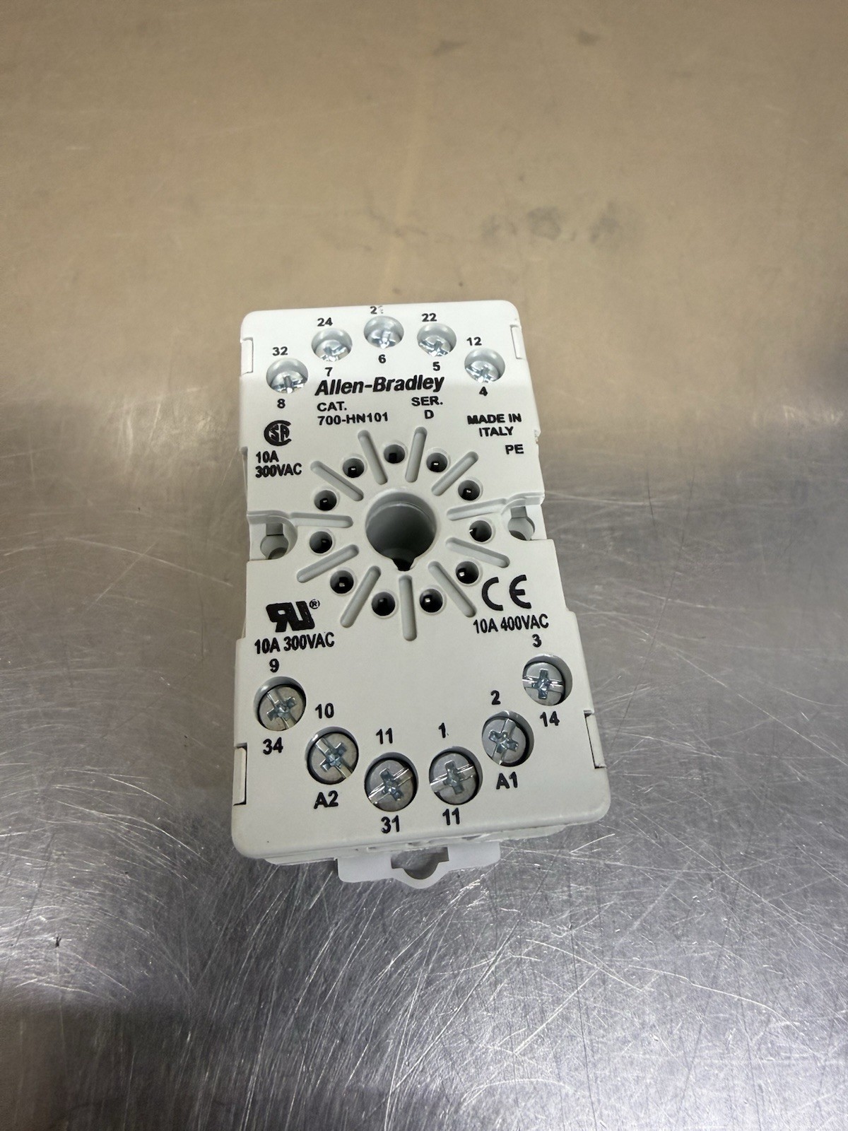 Allen Bradley 700-HN101 Relay Socket Base 11 Pin New Made In Italy