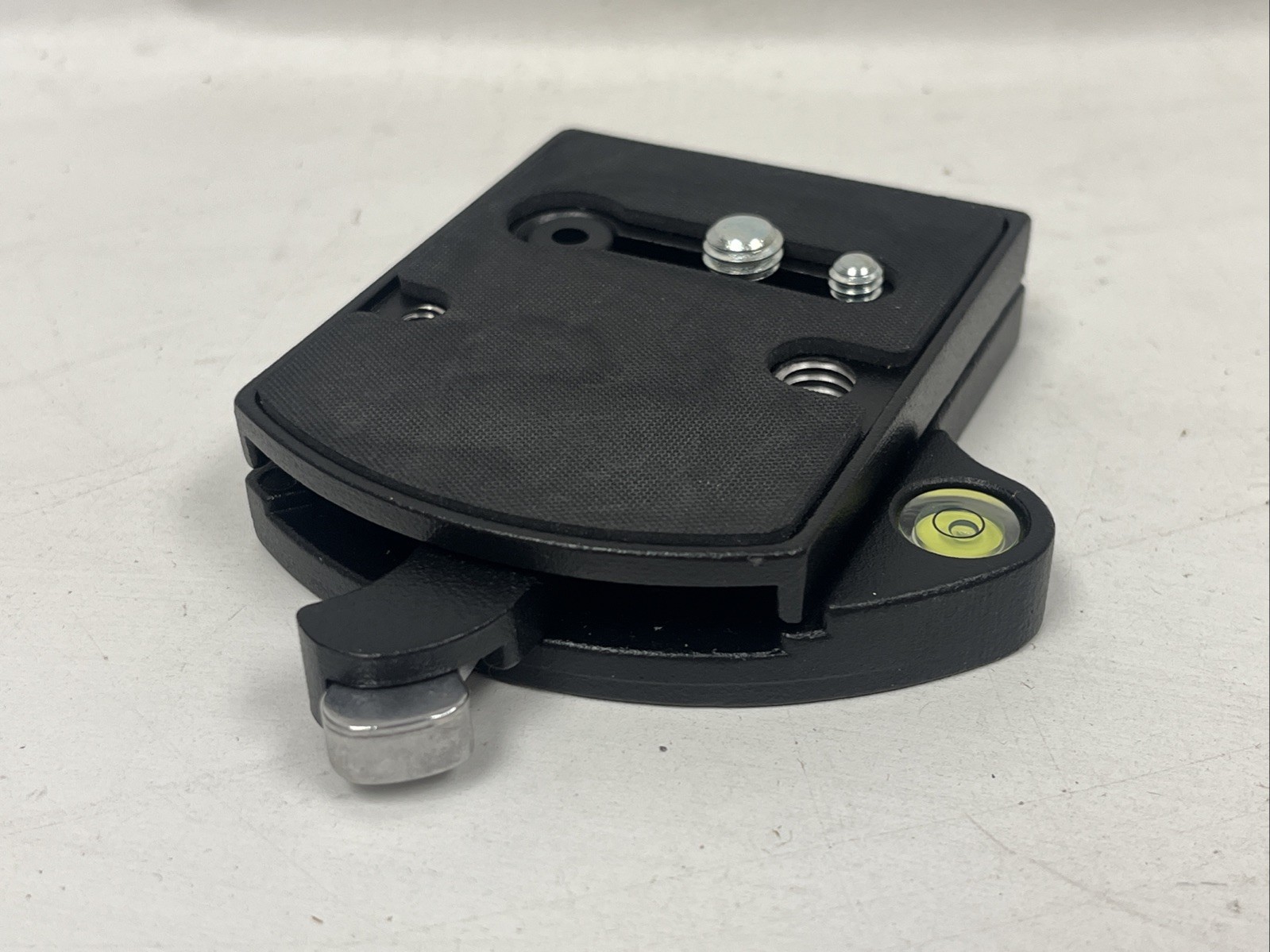 Manfrotto 394 Low Profile Quick Release Adapter NEW IN PACKAGE