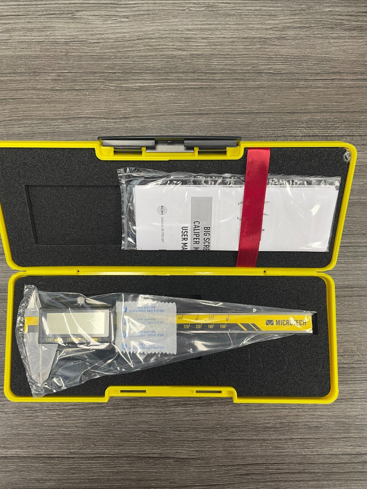 Microtech Big Face Digital Calipers 6 Inch New with Case