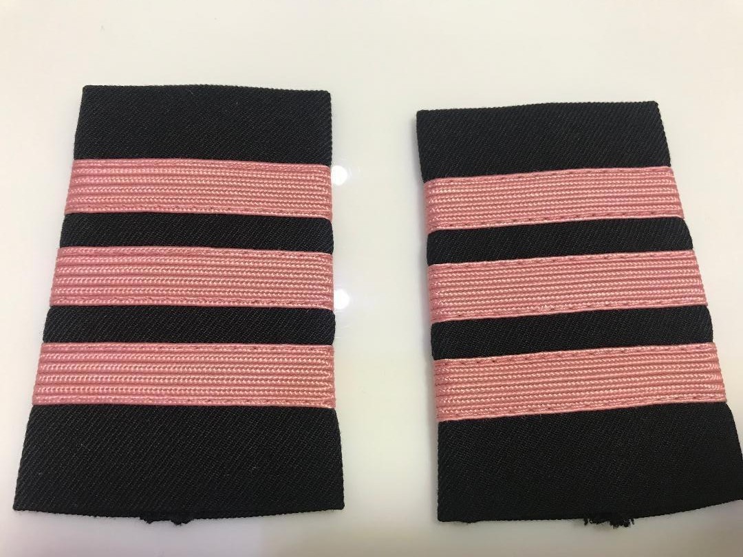 AIRLINES 1st. OFFICER EPAULETS 3 PINK BARS ON BLACK by WORLD PILOT SUPPLIES