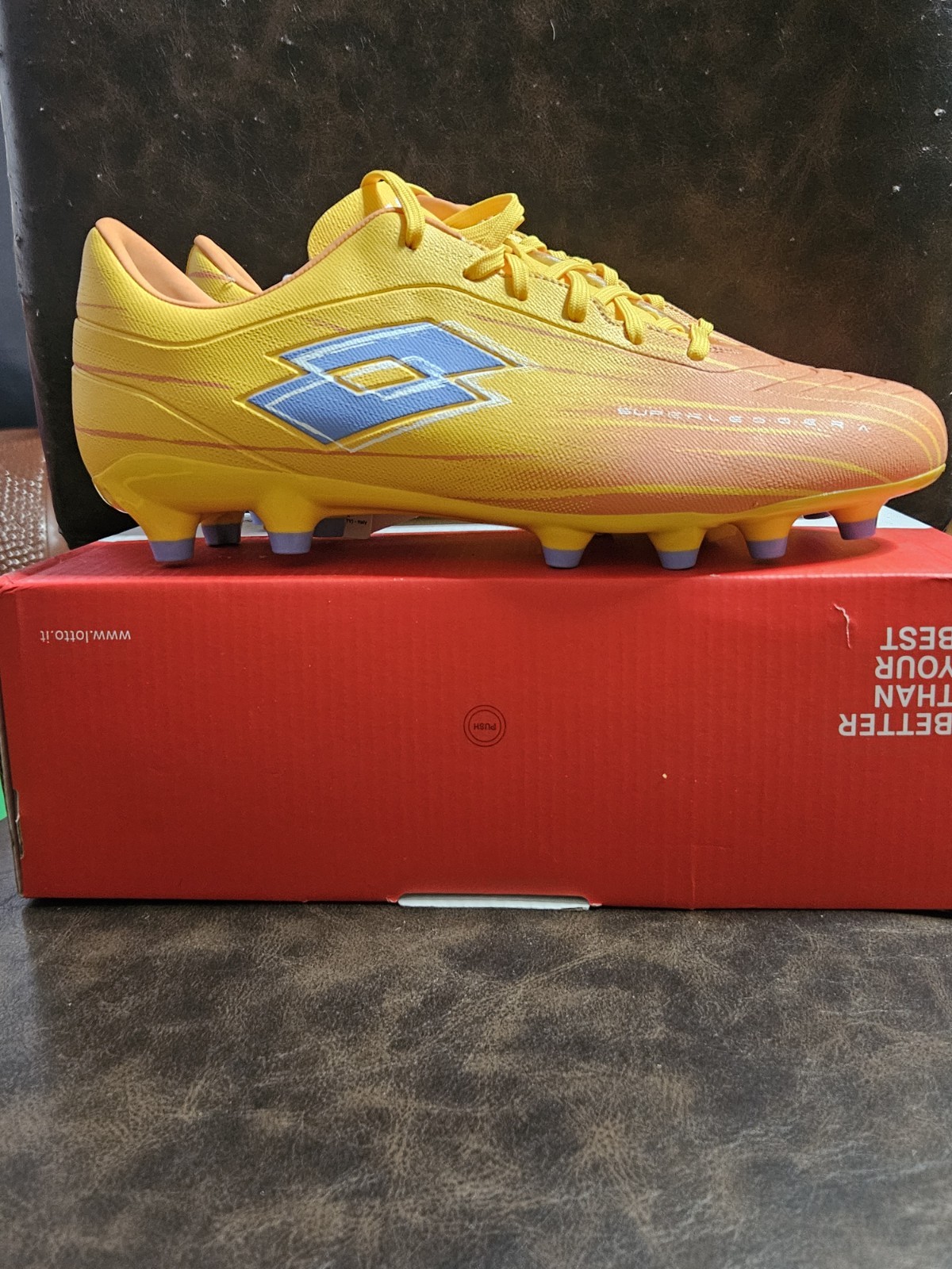 LOTTO Men’s SOLISTA 700 IX FG SOCCER Cleats Sz. 8.5 NEW YELLOW 221357-CX3