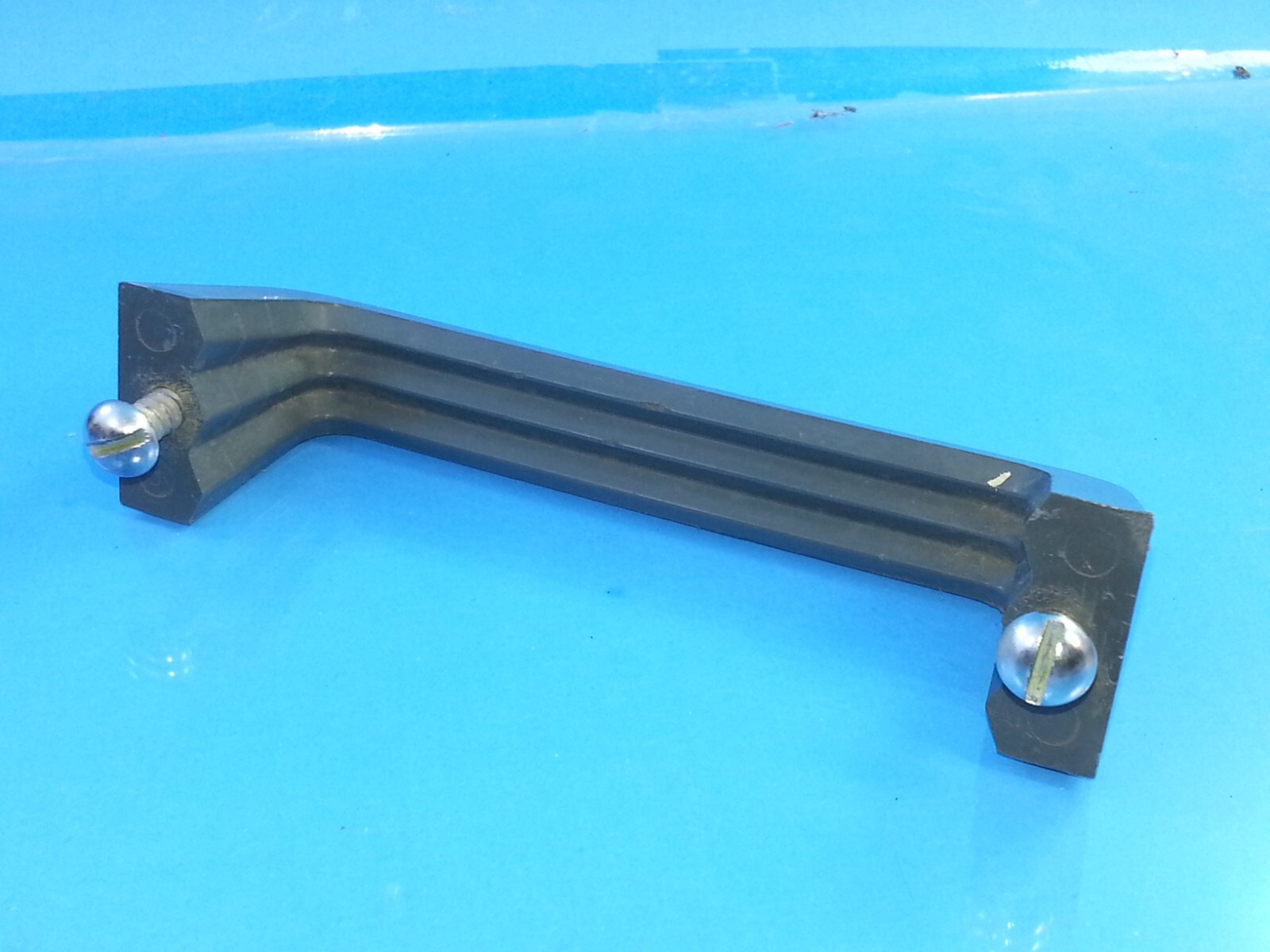 HEATHKIT OSCILLOSCOPE TEST EQUIPMENT HANDLE 3.8” GREY WITH HARDWARE SCREWS
