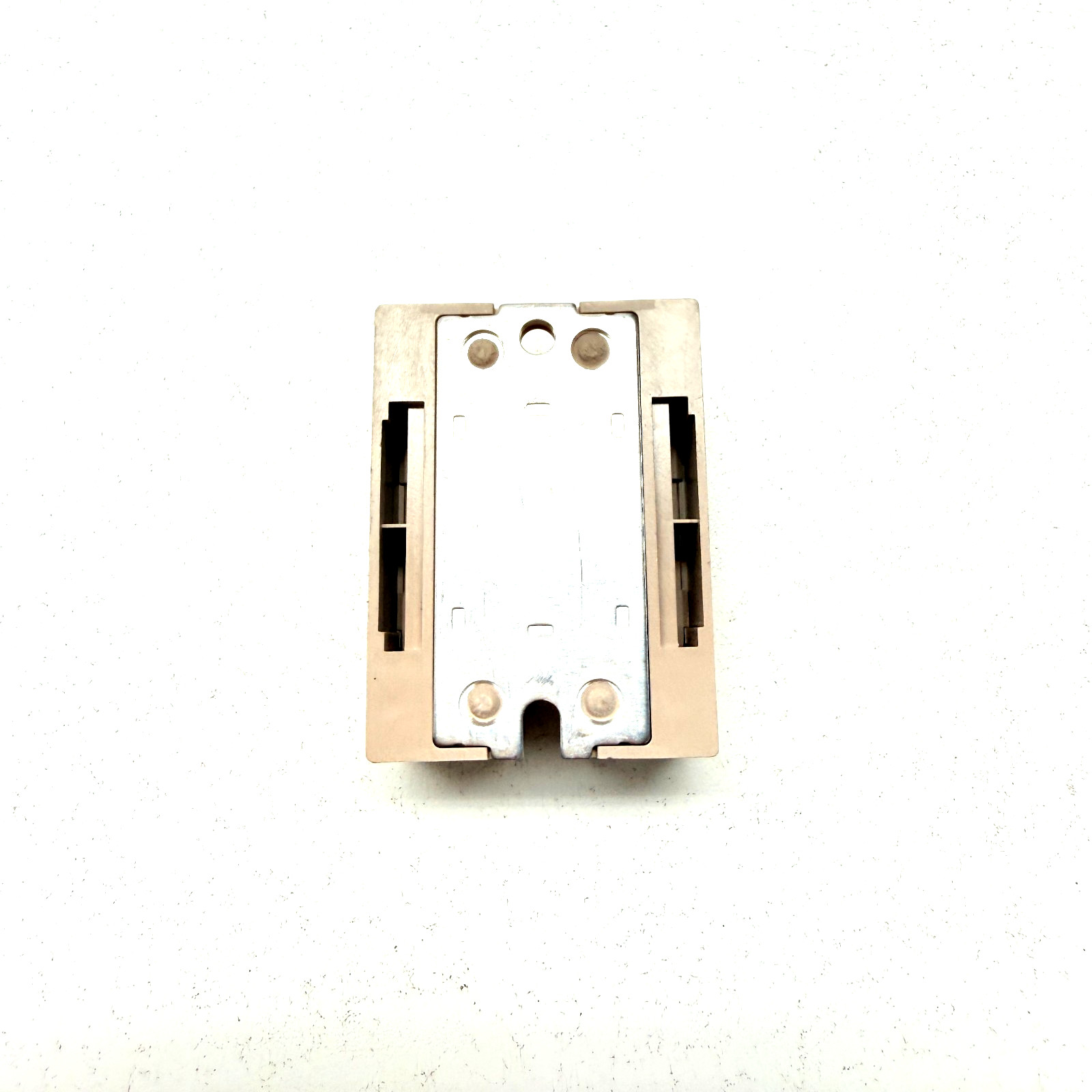 Omron G3NA-2108 Solid State Relay, SPST-NO, Input: 5-24VDC, Load: 24-240VAC 10A
