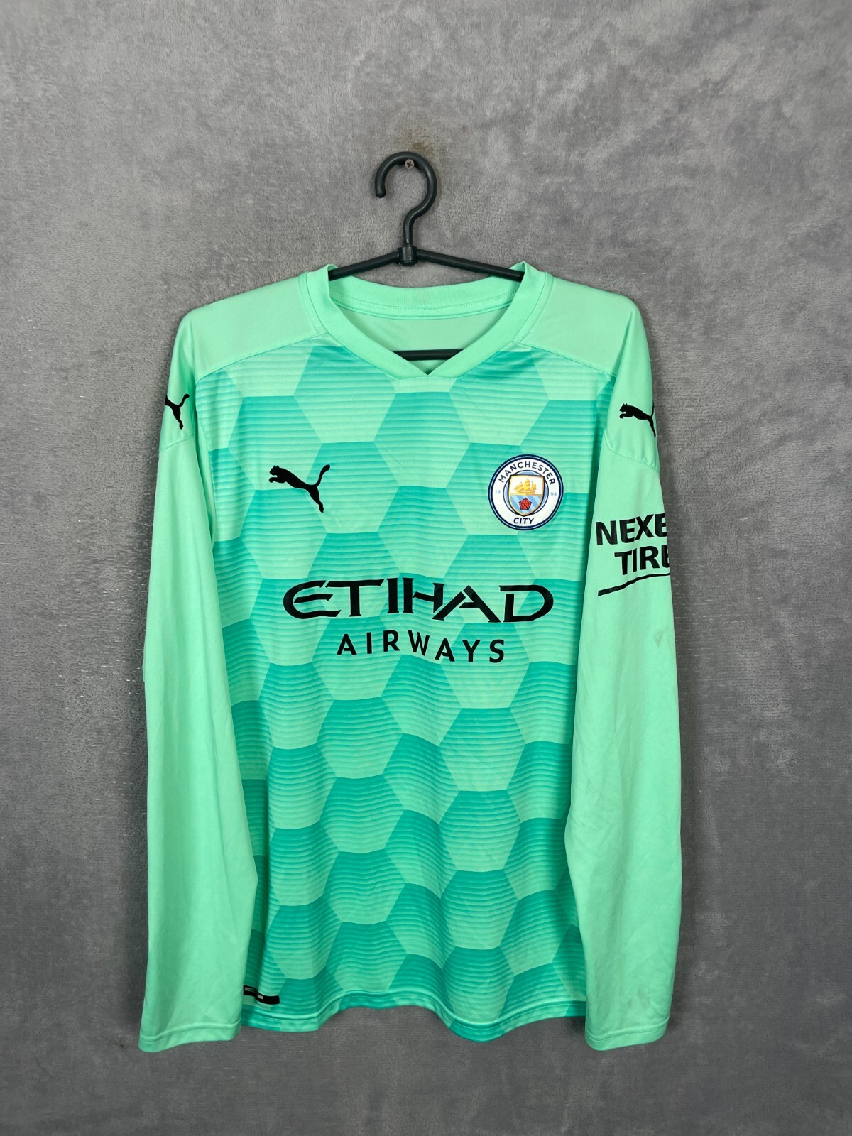 Manchester City Goalkeeper football shirt 2020 - 2021 Puma Polyester Mens Size L