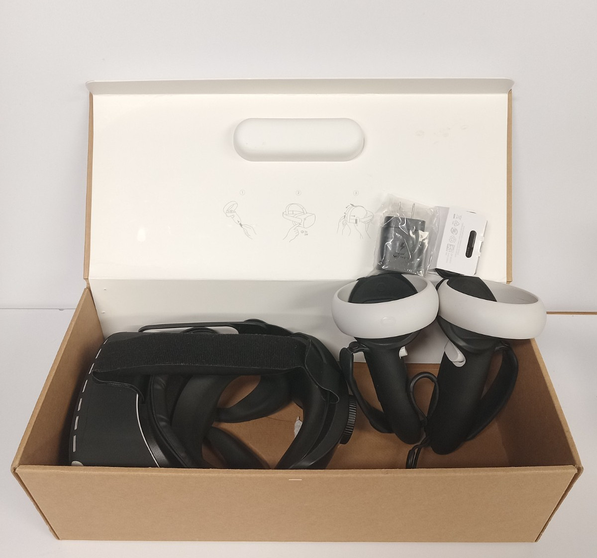 Meta Oculus Quest 2 (128GB, White) VR Headset in Box - Fully Functional #2