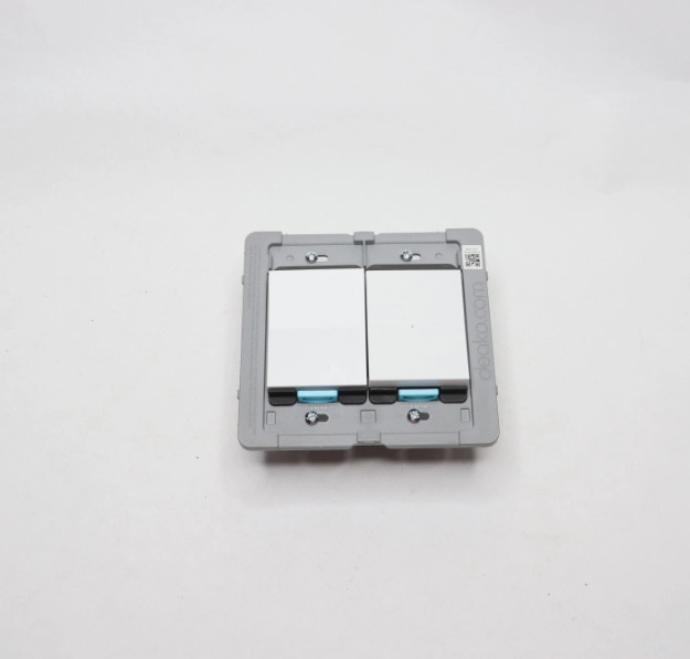 Deako Quick Backplate  w/ 1-Pole Simple Rocker Switch 2-Gang DS-BS2X-WHNL-UC