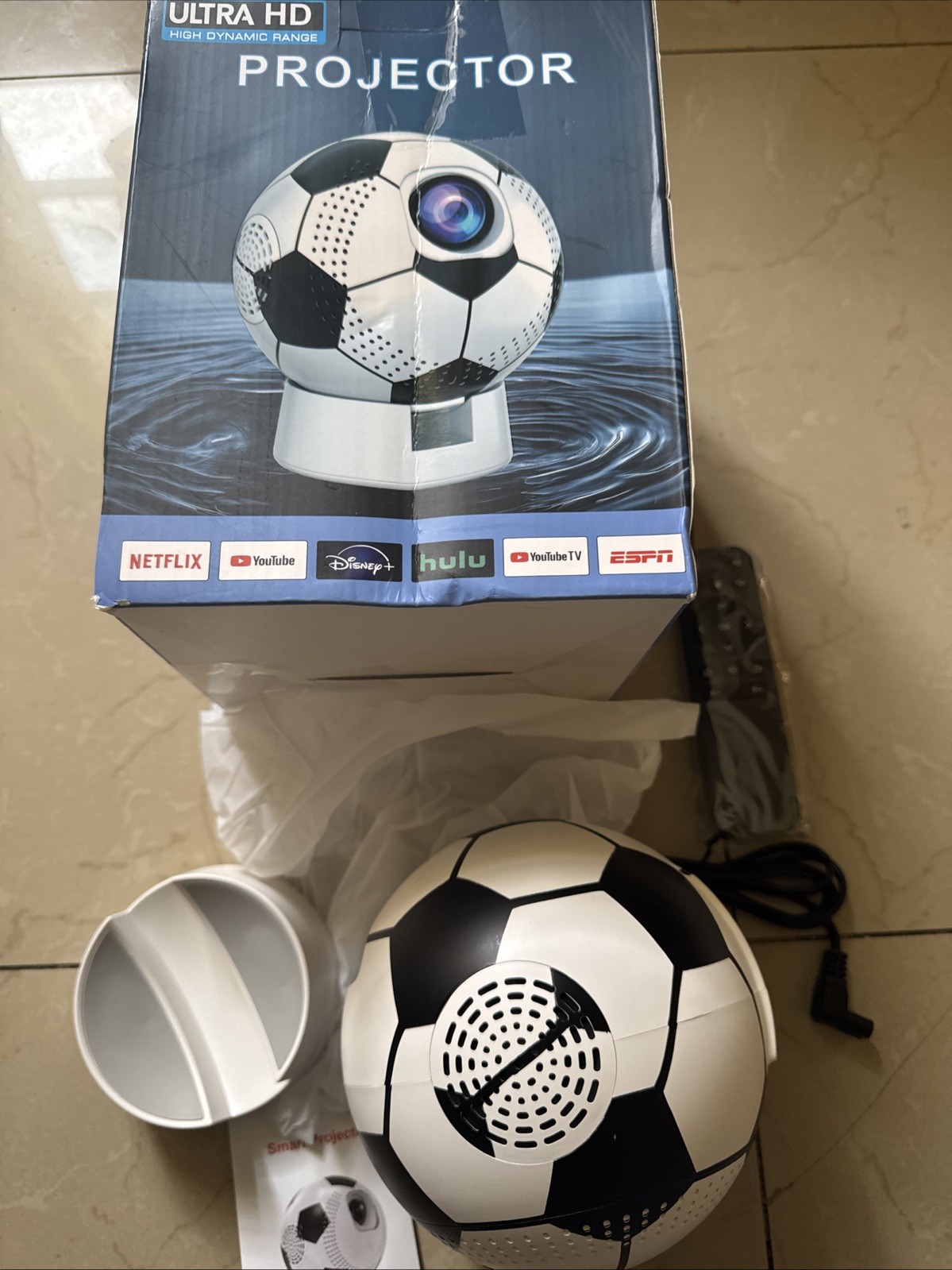 Ultra HD Soccer Ball Home Theater Projector, Android, Wi-Fi, Auto Keystone