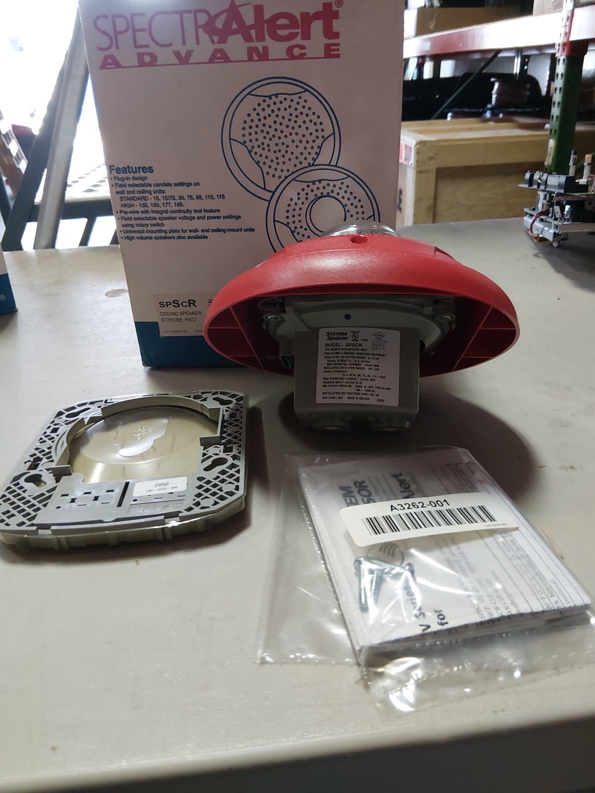 System Sensor SPSCR Speaker Strobe, Ceiling Mount, FIRE Lettering, Standard